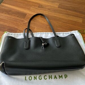 Longchamp Leather Tote bag purse excellent condition